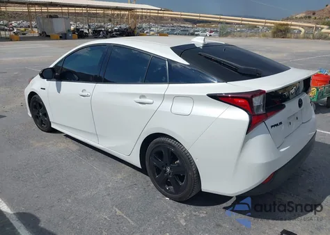2021 Toyota Prius 2020 Edition z USA, uszkodzony, nr VIN JTDKAMFU3M3129054